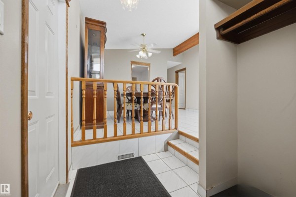 14008 94 St Nw, Edmonton, AB, photo 2
