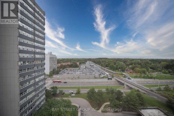 1401 - 4101 Sheppard Avenue E, Toronto, ON, photo 3