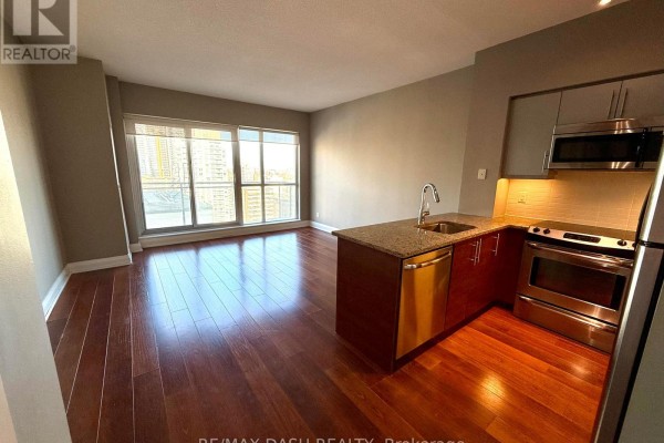 1401 - 83 Redpath Avenue, Toronto, ON M4S2J9 Photo 3