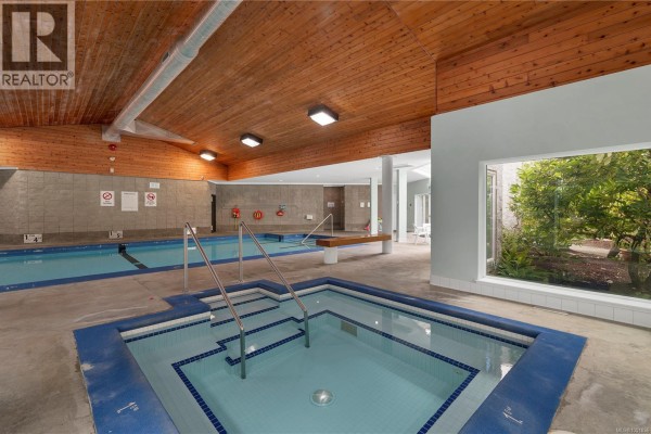 Ensuite - 1401 27 Island Hwy S, Campbell River, BC V9P1A2 Photo 4
