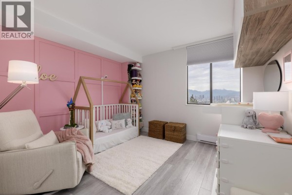 1401 6540 Burlington Avenue, Burnaby, BC V5H4G3 Photo 3