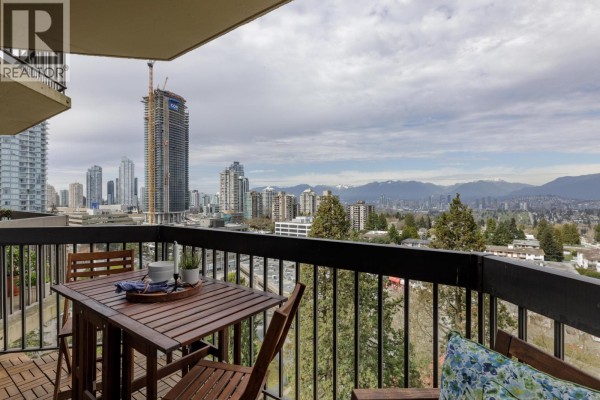 1401 6540 Burlington Avenue, Burnaby, BC V5H4G3 Photo 4