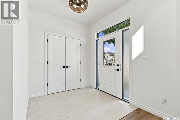 Laundry room - 1401 Edward Avenue, Saskatoon, SK S7K3B2 Photo 4