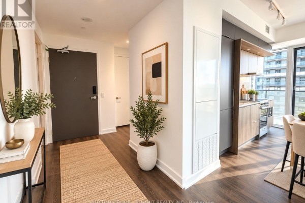 1402 - 448 Burnhamthorpe Road W, Mississauga, ON L5B0R4 Photo 4