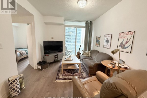 Bedroom 2 - 1402 - 65 Bremner Boulevard, Toronto, ON M5J0A7 Photo 5