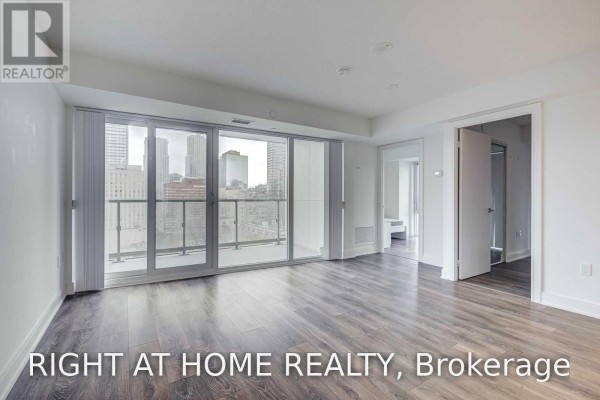 Kitchen - 1402 - 89 Mcgill Street, Toronto, ON M5B1H5 Photo 3