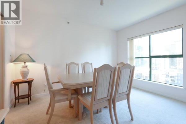 1402 909 Burrard Street, Vancouver, BC V6Z2N2 Photo 3