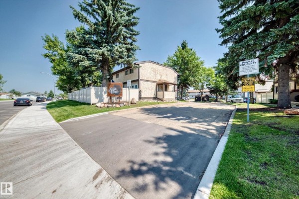 14029 30 St Nw, Edmonton, AB, photo 2
