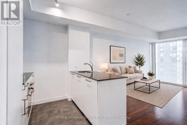 Living room - 1403 - 12 York Street, Toronto, ON M5J0A9 Photo 3