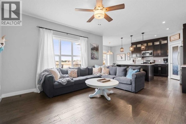 Den - 1403 Monterey Drive Se, High River, AB T1V0G8 Photo 4
