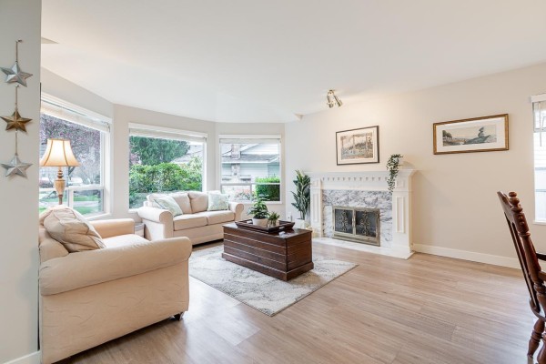 14035 16b Avenue, Surrey, BC V4A8K3 Photo 5