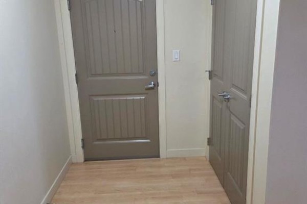 Bedroom - 1404, 204 Sparrow Hawk Drive Nw, Fort Mcmurray, AB T9K0P1 Photo 4