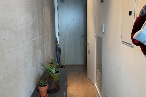 1404 - 111 Bathurst Street, Toronto, ON M5V2R1 Photo 4