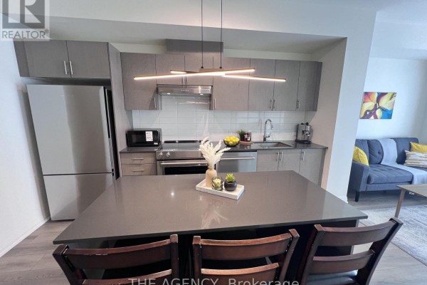Apartment for rent at 1404 - 8960 Jane Street E, Vaughan, ON - MLS® 6pRVpc