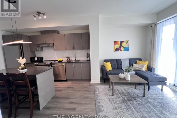 1404 - 8960 Jane Street E, Vaughan, ON, photo 2