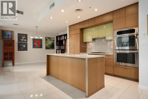 1404 1205 Howe Street, Vancouver