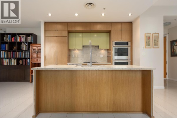 1404 1205 Howe Street, Vancouver, BC V6Z0B2 Photo 2