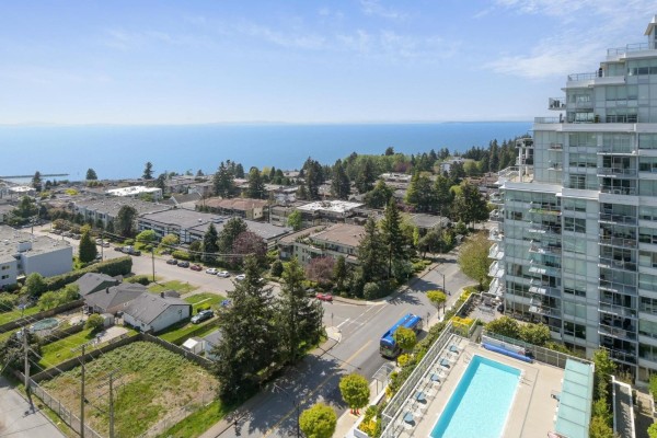1404 1441 Johnston Road, White Rock, BC V4B3Z4 Photo 2