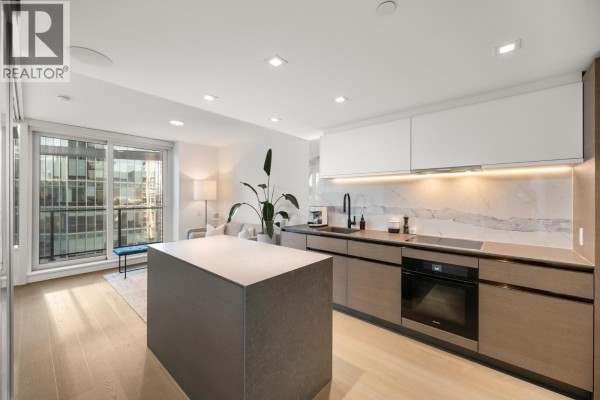 1404 620 Cardero Street, Vancouver, BC V6G0C7 Photo 2
