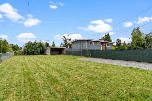 14042 110 Avenue, Surrey, BC V3R1Z2 Photo 5