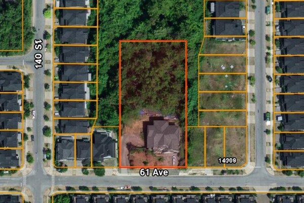 14047 61 Avenue, Surrey, BC V3X1E2 Photo 2