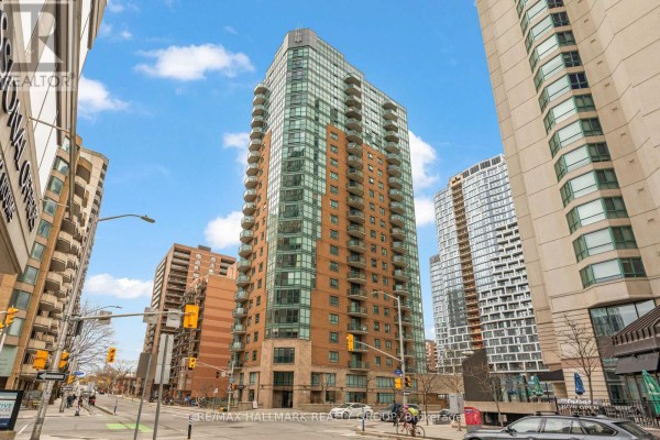 1405 - 445 Laurier Avenue W, Ottawa