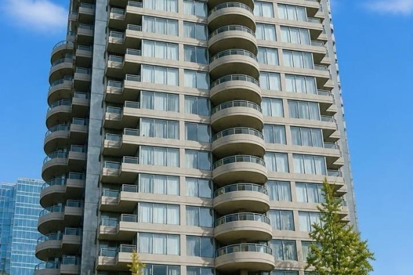 1405 13383 108th Avenue, Surrey, BC V3T5T6 Photo 2