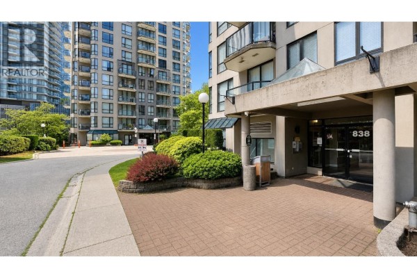 1405 838 Agnes Street, New Westminster, BC V3M6R3 Photo 3