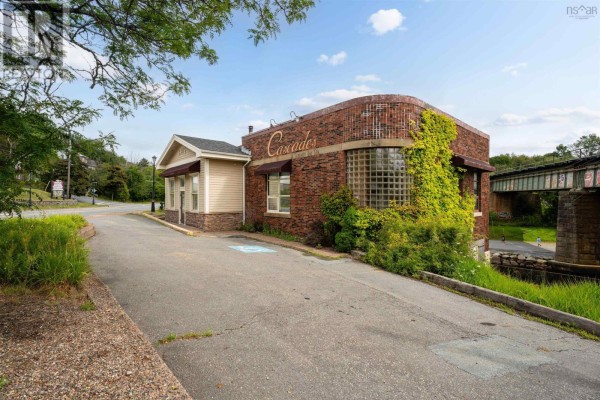 1405 Bedford Highway, Bedford, NS B4A3C5 Photo 3