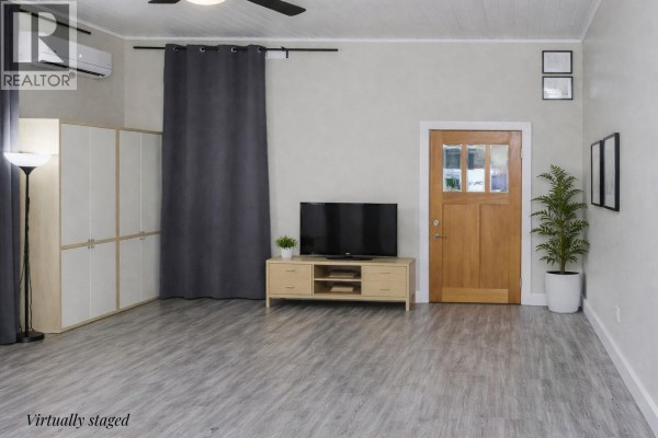 1405 Velvet Road, Gibsons, BC V0N1V0 Photo 5