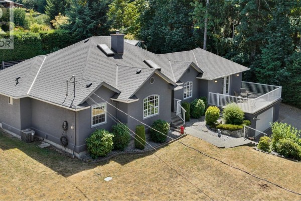 Mud room - 1406 Donnay Dr, Duncan, BC V9L5R4 Photo 2