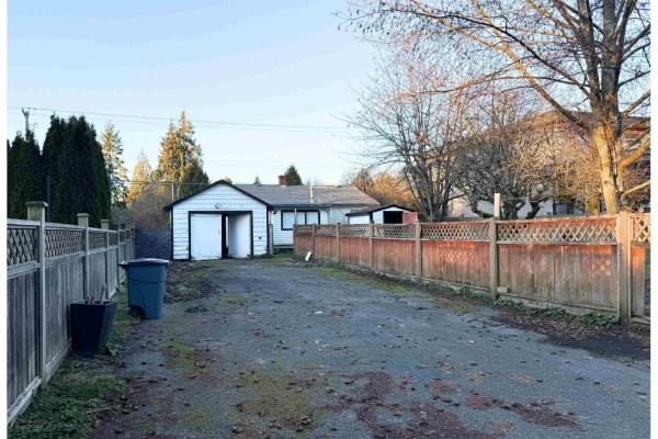 14068 North Bluff Road, White Rock, BC V4B3C3 Photo 5