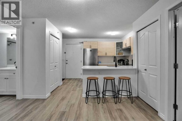 Primary Bedroom - 1407, 8 Bridlecrest Drive Sw, Calgary, AB T2Y0H6 Photo 4