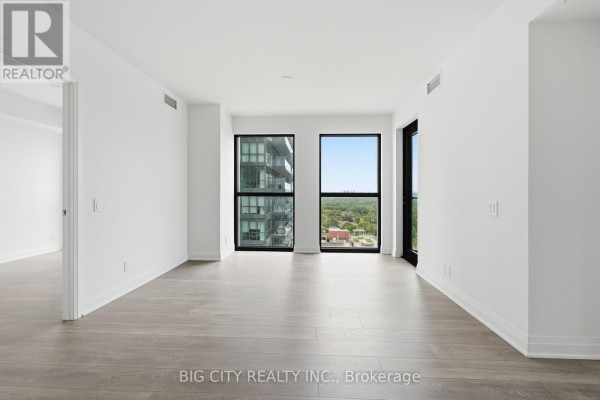 Dining room - 1407 - 25 Frederick Todd Way, Toronto, ON M4G0C9 Photo 2