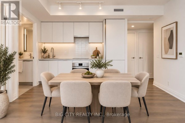 Living room - 1407 - 25 Frederick Todd Way, Toronto, ON M4G0C9 Photo 3