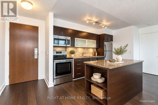 Primary Bedroom - 1407 - 80 Western Battery Road, Toronto, ON M6K3S1 Photo 4