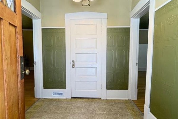 Pantry - 1407 4 Avenue S, Lethbridge, AB T1J0R6 Photo 5
