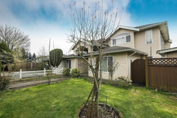 14076 72 Avenue, Surrey, BC V1Y7P9 Photo 2