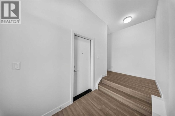 1408 South Point Villas Sw, Airdrie, AB, photo 2