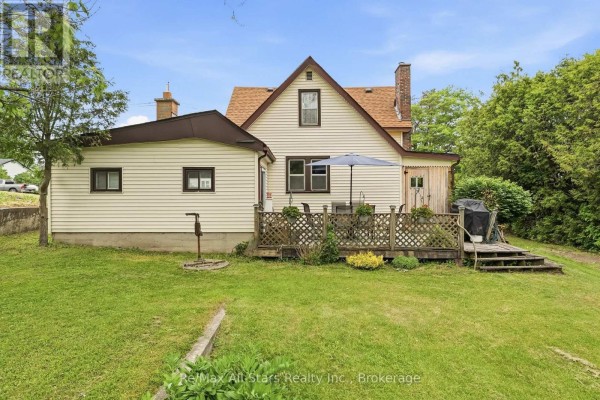 Family room - 14080 Marsh Hill Road, Scugog, ON L9L1Z2 Photo 3