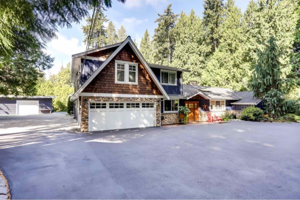 14084 Greencrest Drive, Surrey, BC V4P1L6 Photo 3