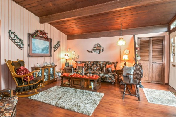 14086 77a Avenue, Surrey, BC V3W2X3 Photo 4