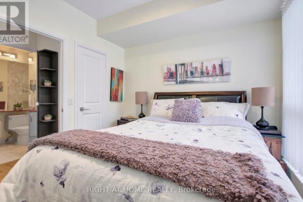 Primary Bedroom - 1409 - 1 Scott Street, Toronto, ON M5E1A1 Photo 4