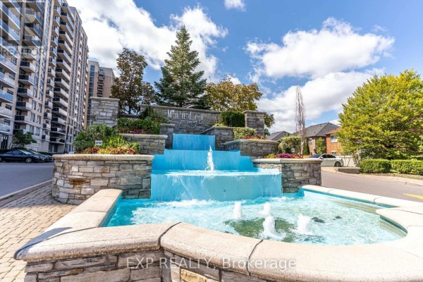 1409 - 8 Mondeo Drive, Toronto, ON, photo 2