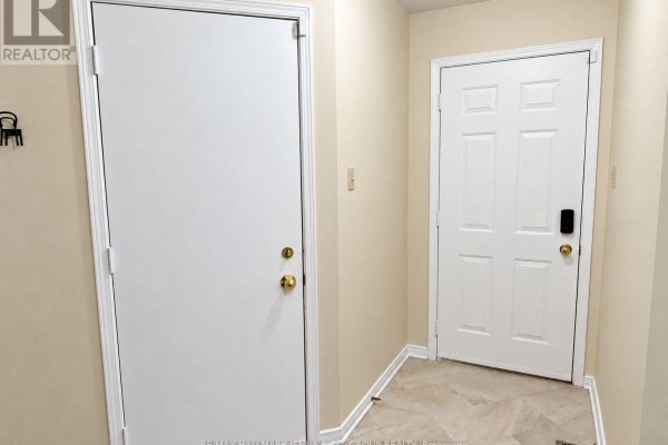 1409 Caravel Crescent, Ottawa, ON K1E3X4 Photo 5