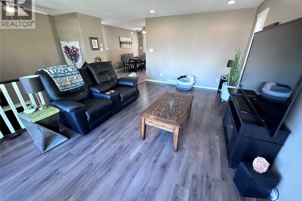 4pc Bathroom - 141 15th Street W, Battleford, SK S0M0E0 Photo 4