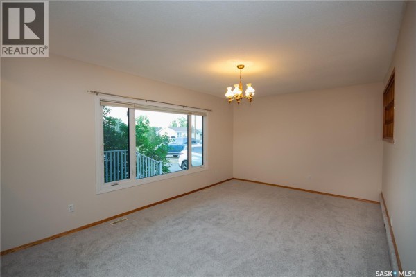 Primary Bedroom - 141 19th Street, Battleford, SK S0M0E0 Photo 4