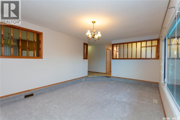 2pc Ensuite bath - 141 19th Street, Battleford, SK S0M0E0 Photo 5