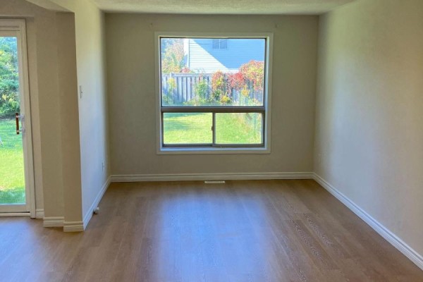 Primary Bedroom - 141 Black Cherry Crescent, Barrie, ON L4N9L1 Photo 4