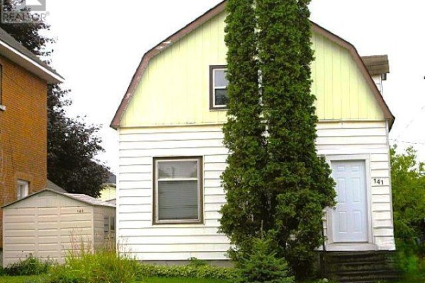 141 Cathcart St, Sault Ste  Marie, ON, photo 2